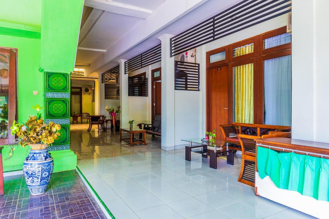 Super Oyo 1682 Greenia Hotel Купанг Екстериор снимка
